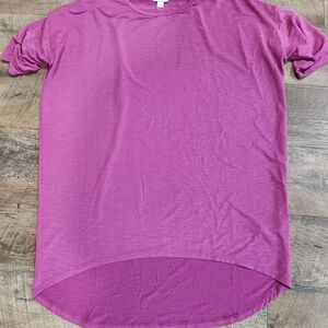 LuLaRoe Magenta Short Sleeve Top